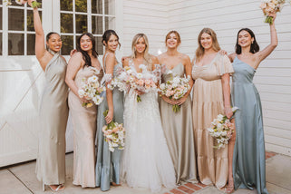 mumu-weddings/when-to-order-bridesmaid-dresses