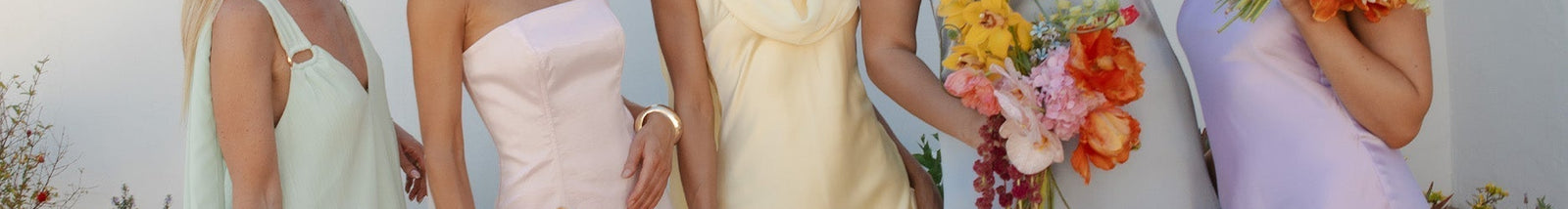 mumu-weddings/summer-wedding-colors-bridesmaid-dresses