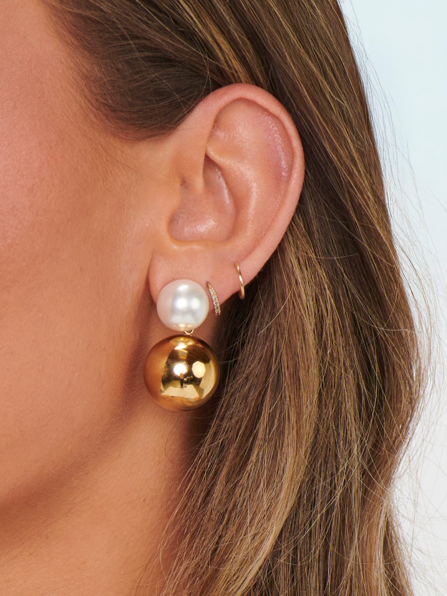 Petit Moments Pearl Sphere Earrings ~ Gold