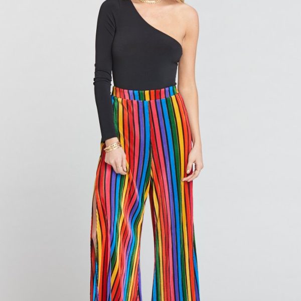 Rainbow Parade Pleat