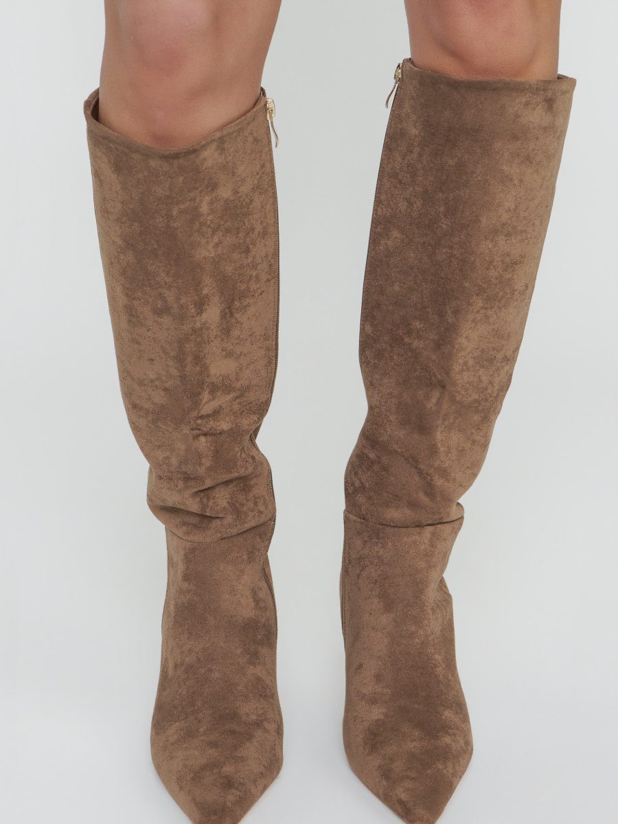 Billini Jaelyn Boot ~ Light Brown Suede