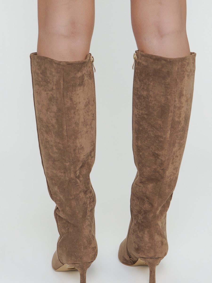 Billini Jaelyn Boot ~ Light Brown Suede