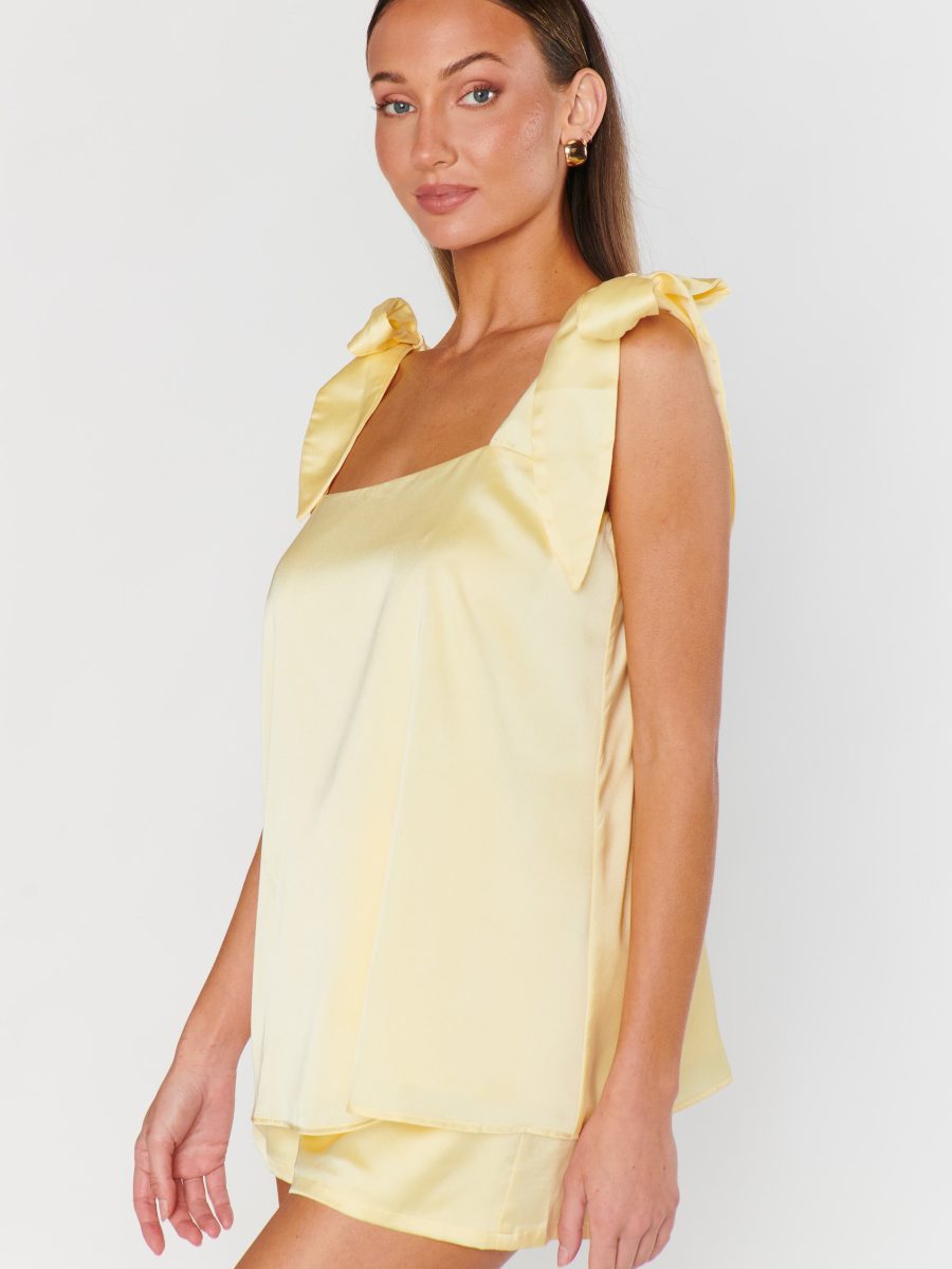 Makeup Tank ~ Pale Yellow Luxe Satin