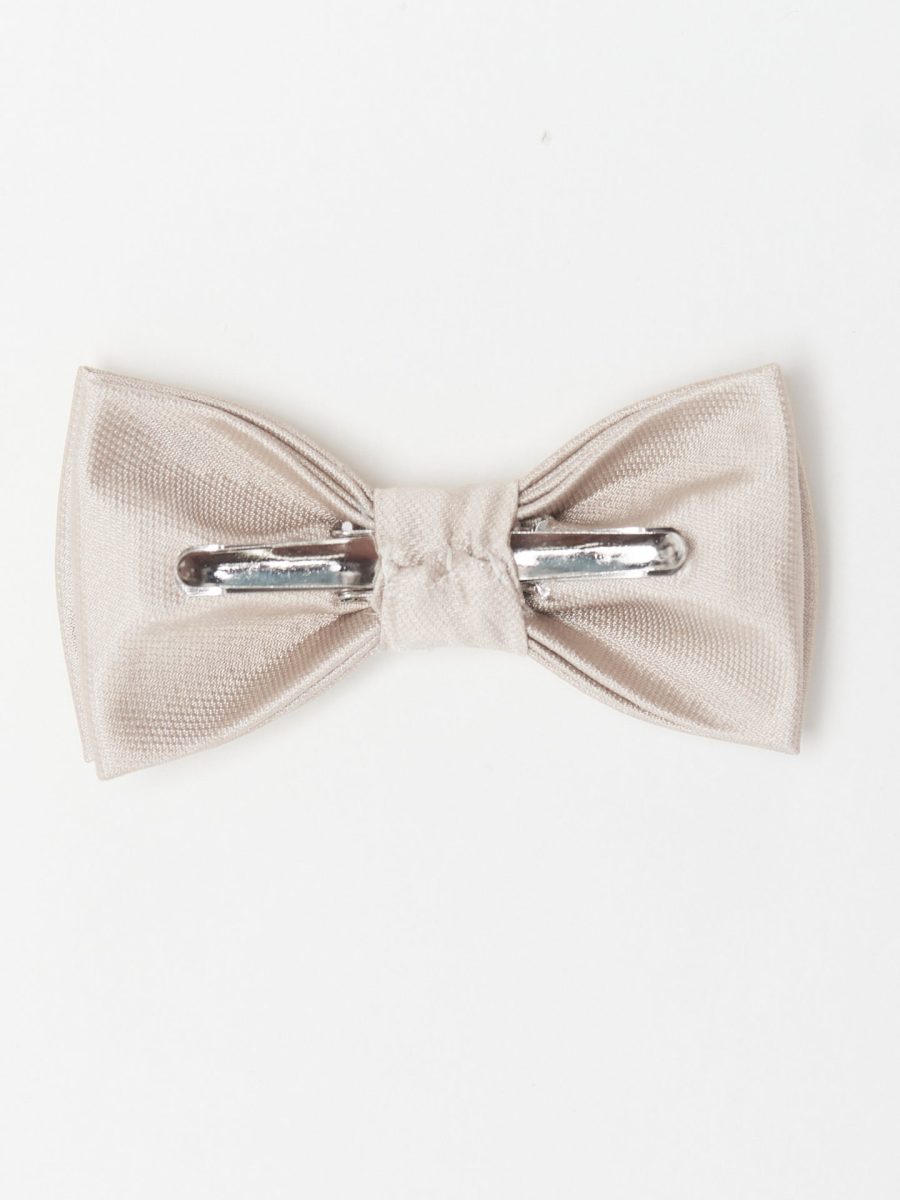 Range Kids Bow Tie ~ Show Me the Ring Solid