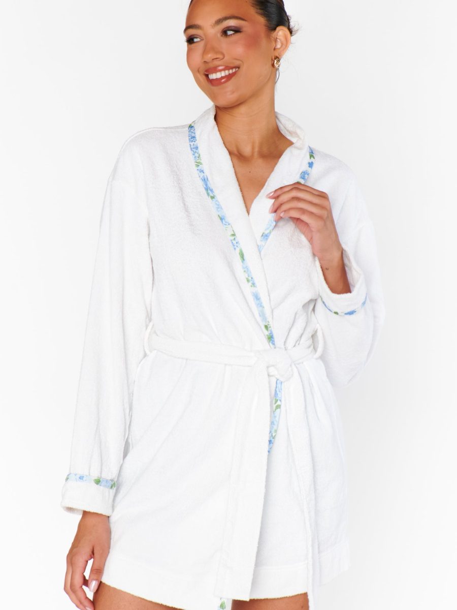 Freshen Up Robe ~ White Terry