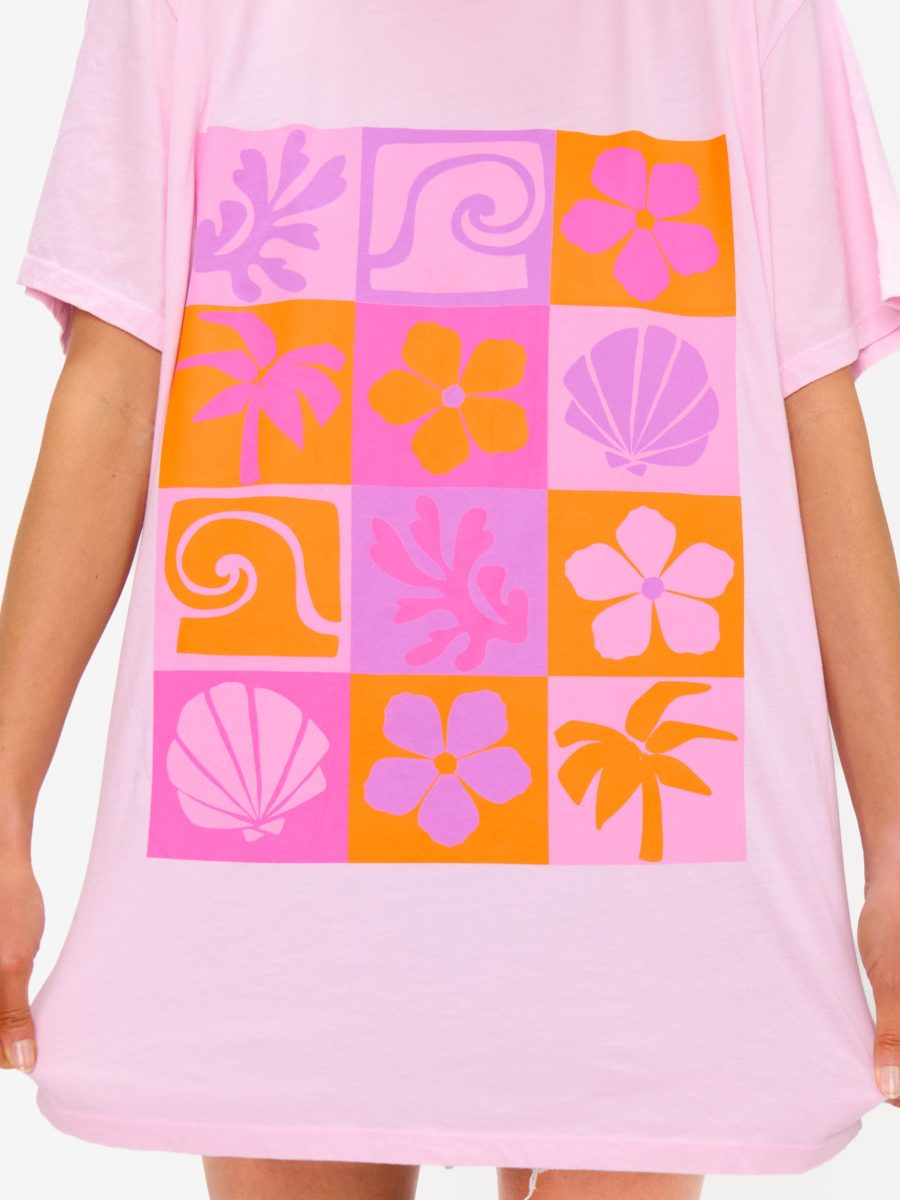 24 Hour Tee ~ Pink Daisy Graphic