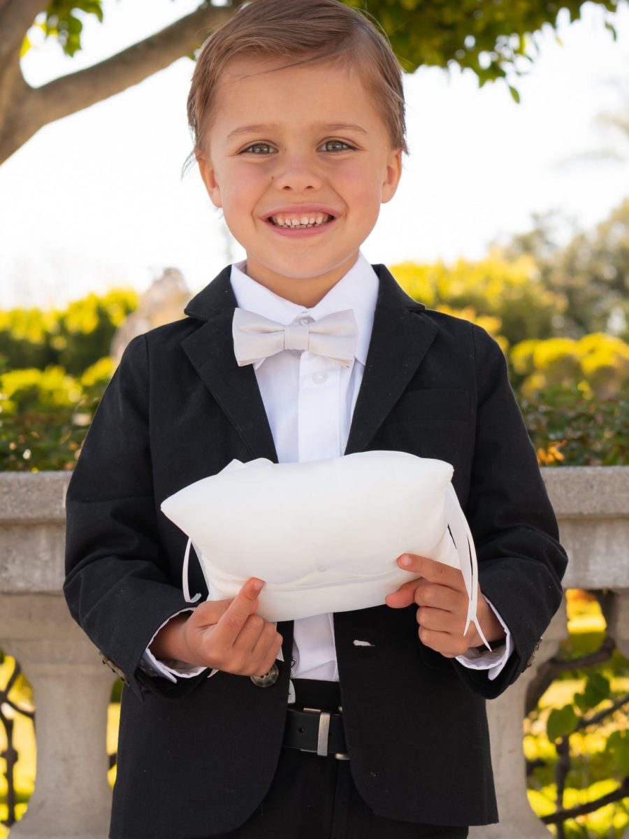 Range Kids Bow Tie ~ Show Me the Ring Solid