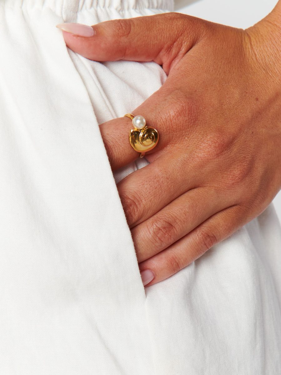 Faithy Jewels Capri Ring ~ Gold