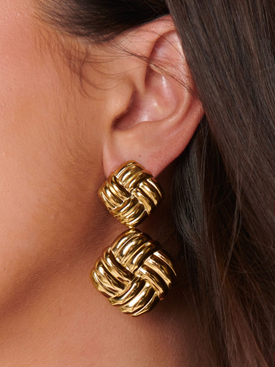 Petit Moments Liv Earrings ~ Gold
