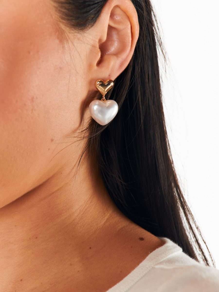 Pearly Hearts Drop Earring ~ Gold/Pearl