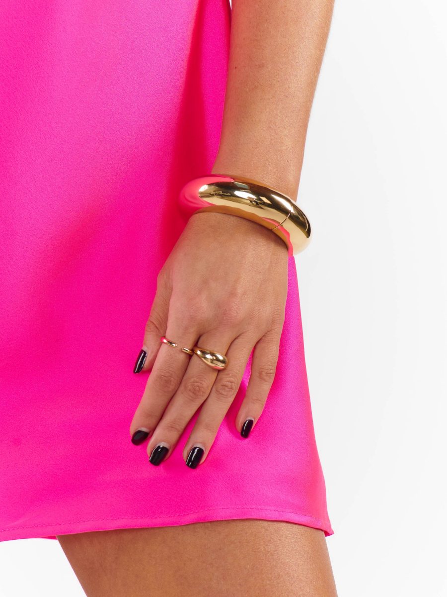 Celina Large Bangle ~ Gold