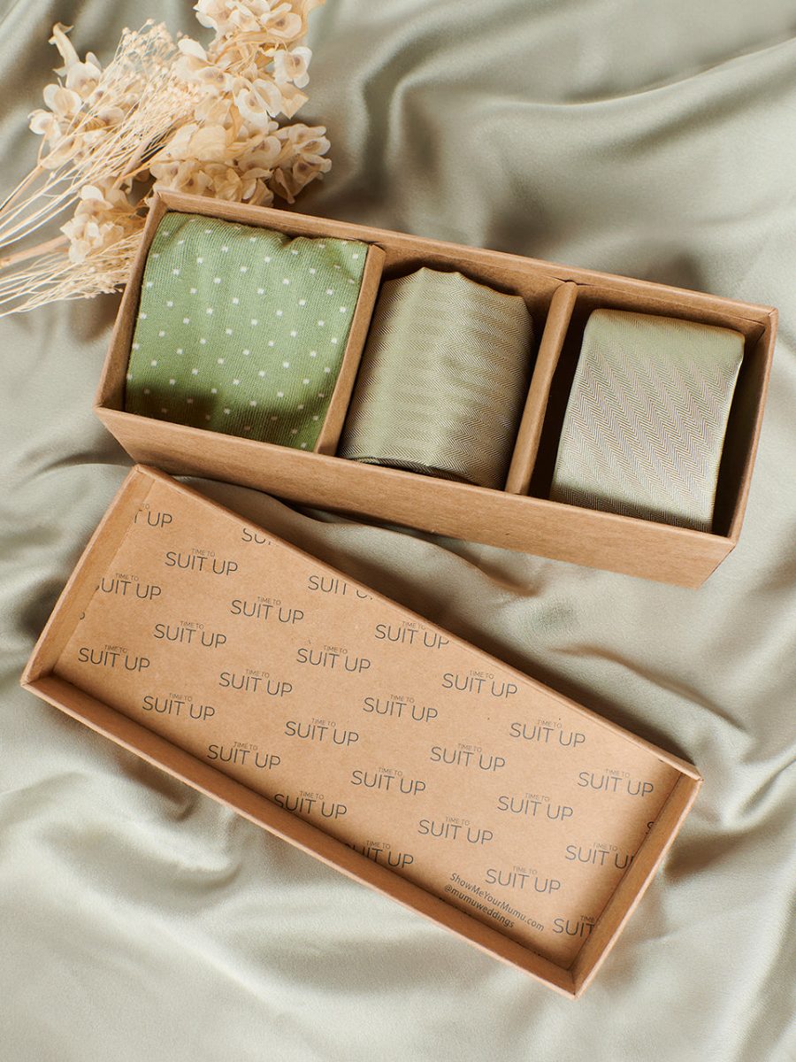 Mumu Weddings x Tie Bar Gift Box ~ Moss Green Solid