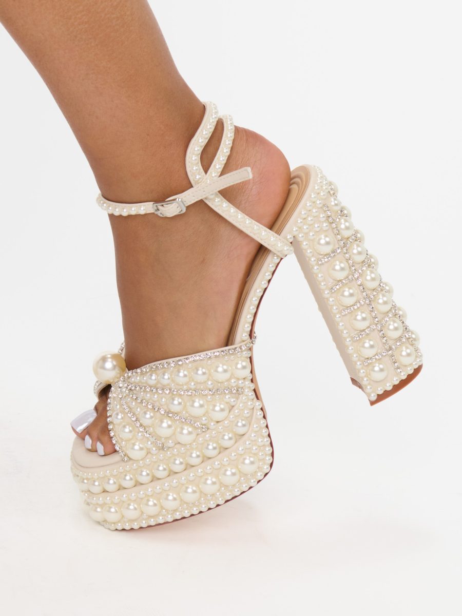 Azalea Wang Astrella Heel ~ White
