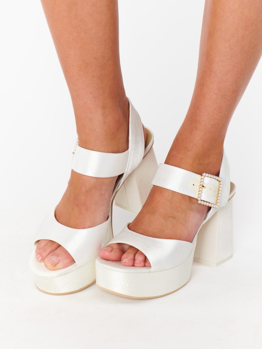 Dolce Vita Bobby Pearl Platform Heel ~ White Pearls