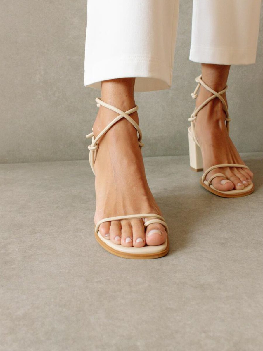 Alohas Grace Wrap Up Heel ~ Corn Ivory