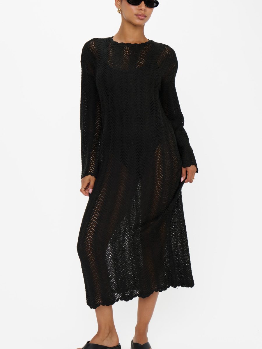 Packable Maxi Pullover ~ Black Crochet