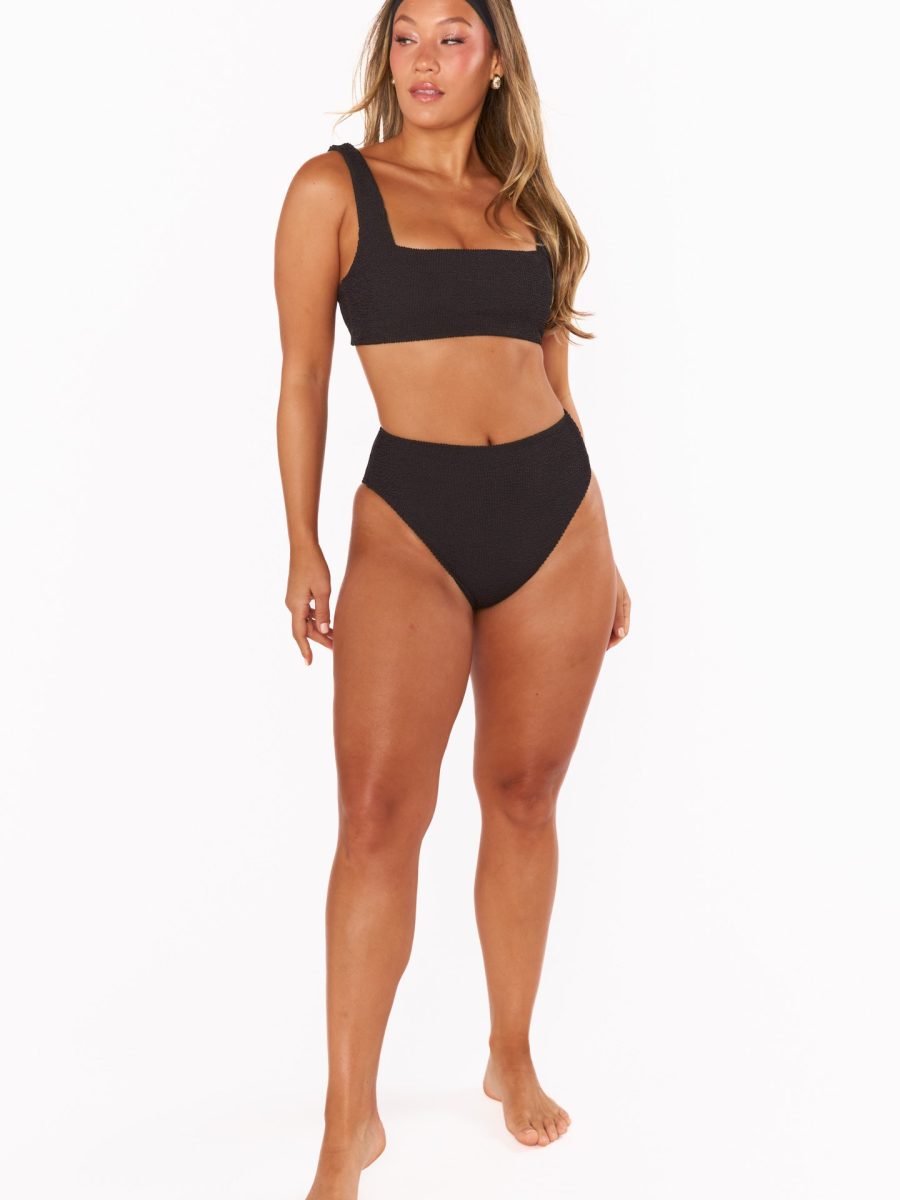 Sail Bottom ~ Black Scrunch