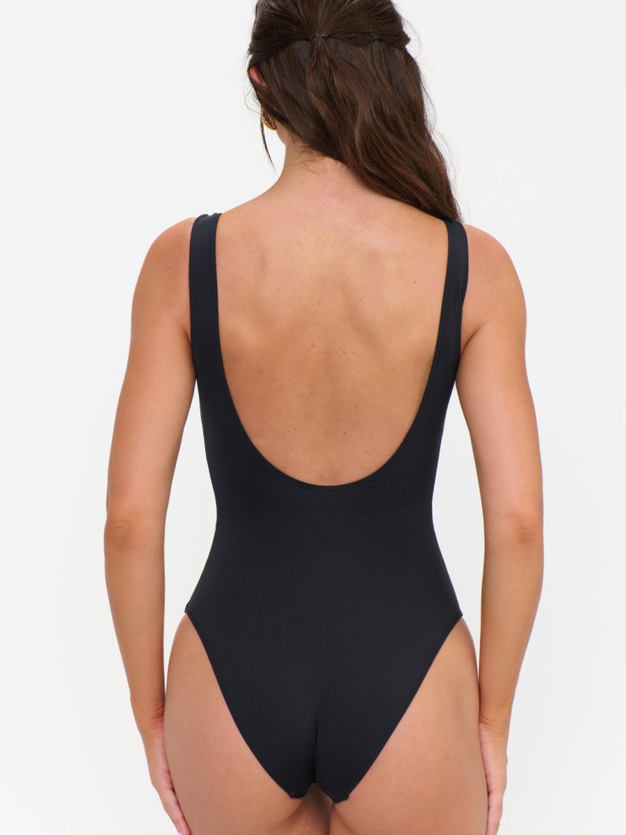 Italia One Piece ~ Vacay Cocktails Embellishment