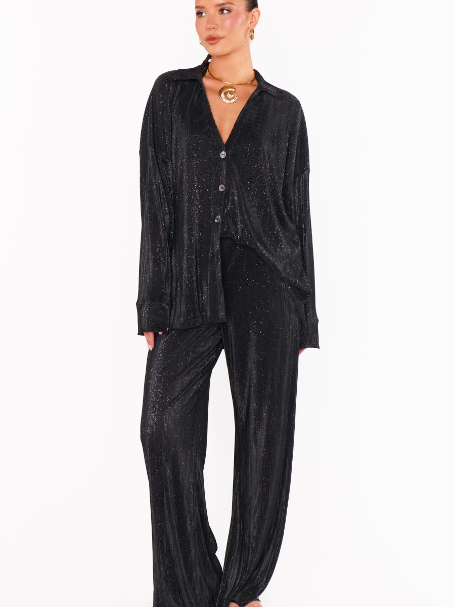 Everywhere Top ~ Black Pleat