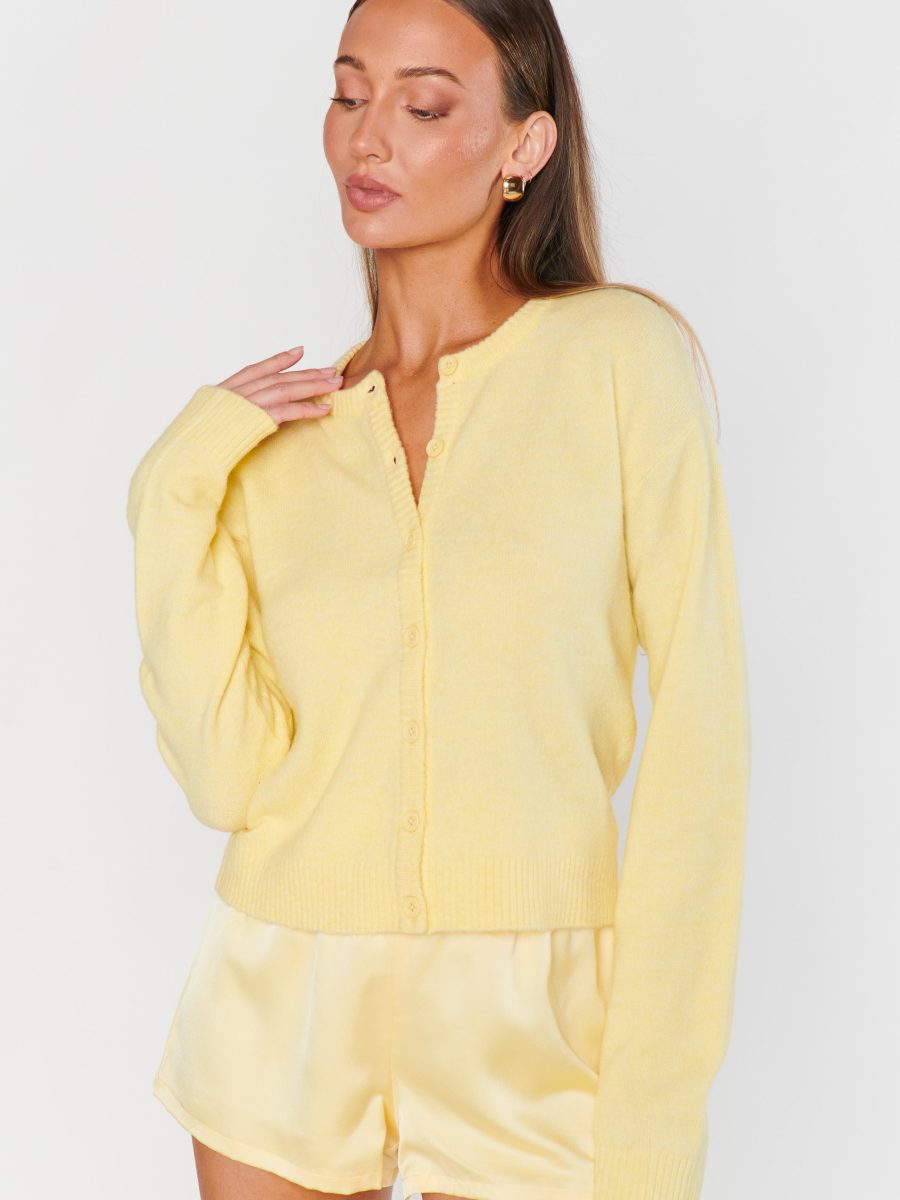 Throw on Cardigan ~ Pale Yellow Knit