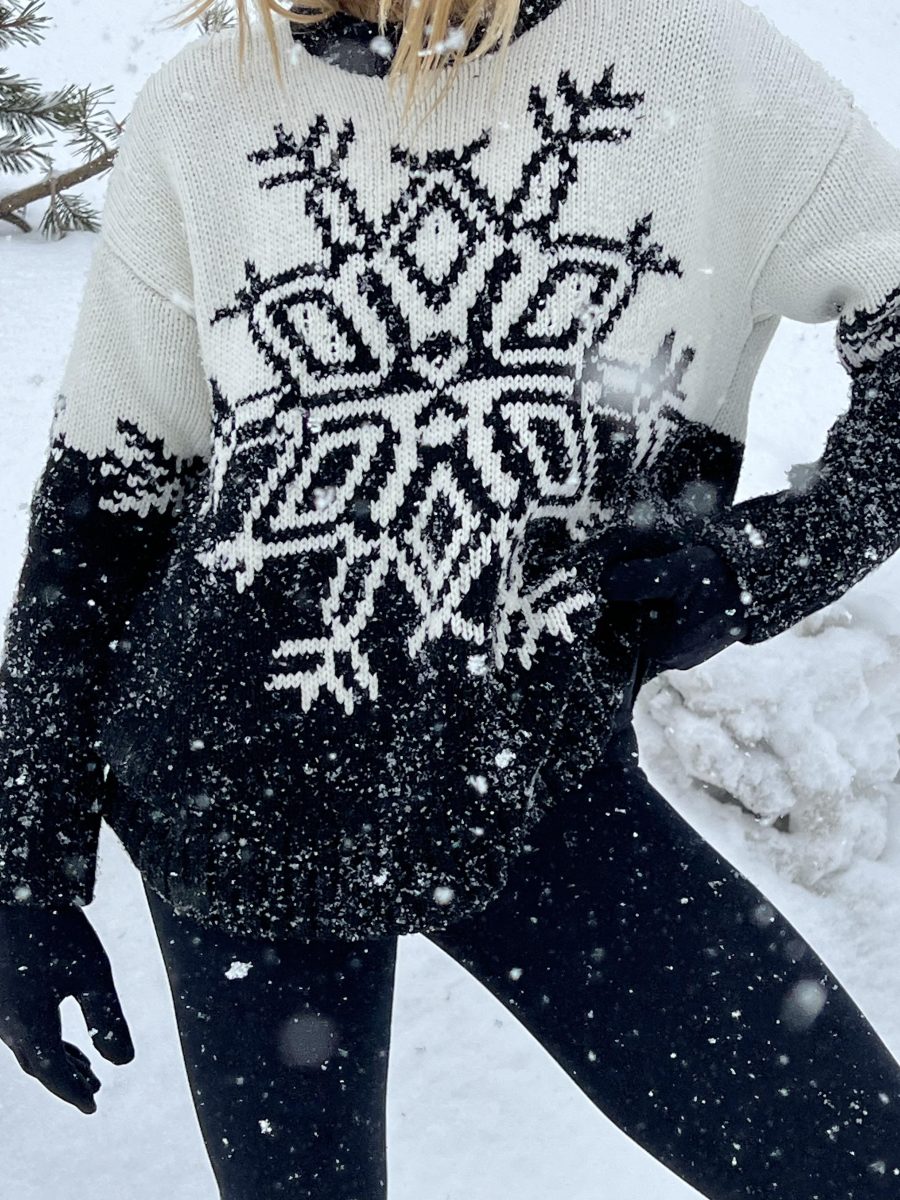 Stowe Sweater ~ Snowflake Knit