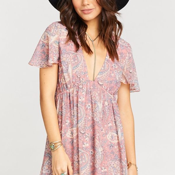 Blushing Paisley