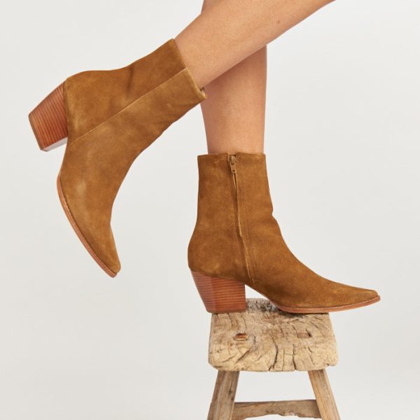 Cognac Suede